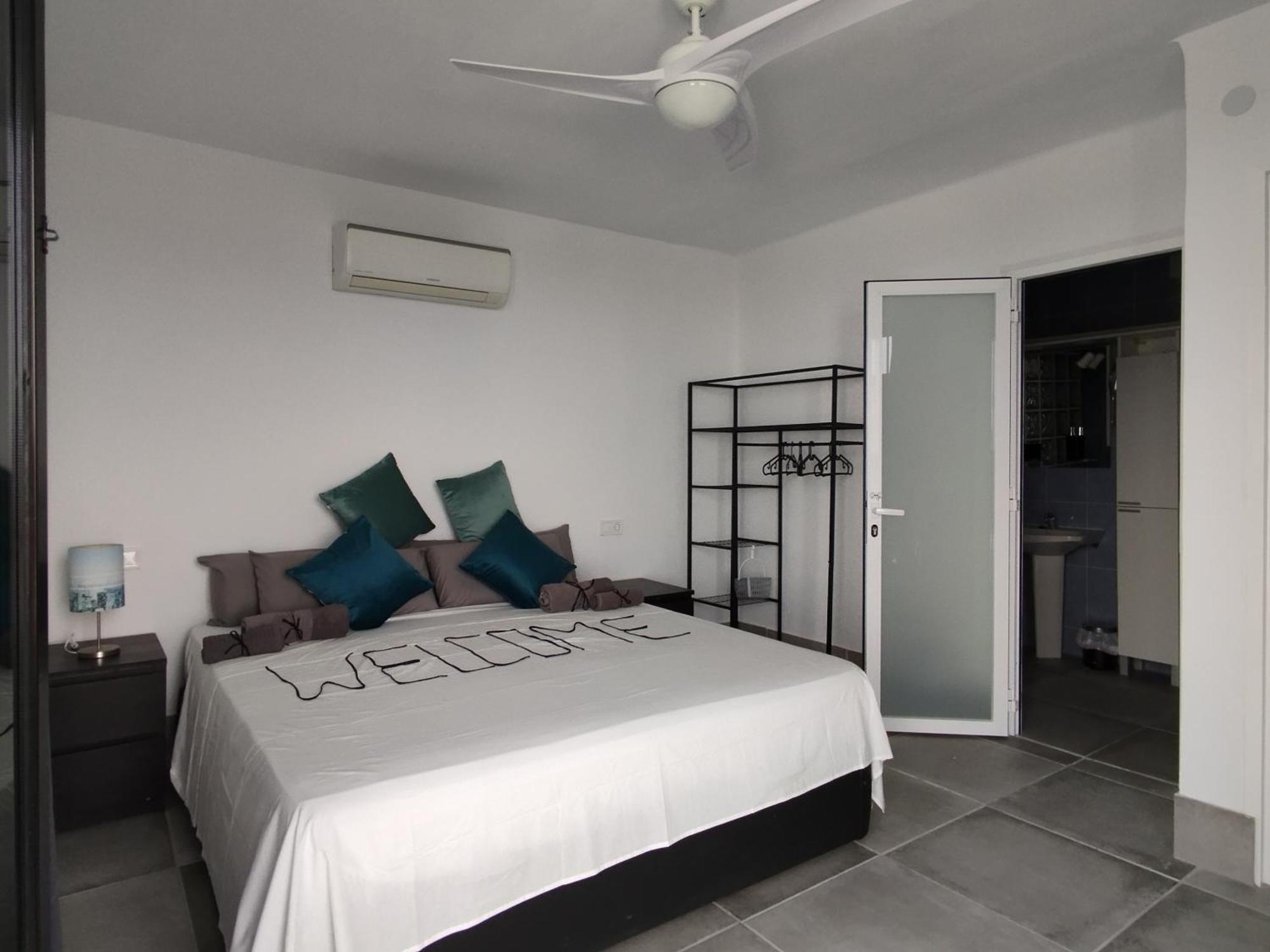 Pinar Suites Habitaciones Torremolinos Bagian luar foto